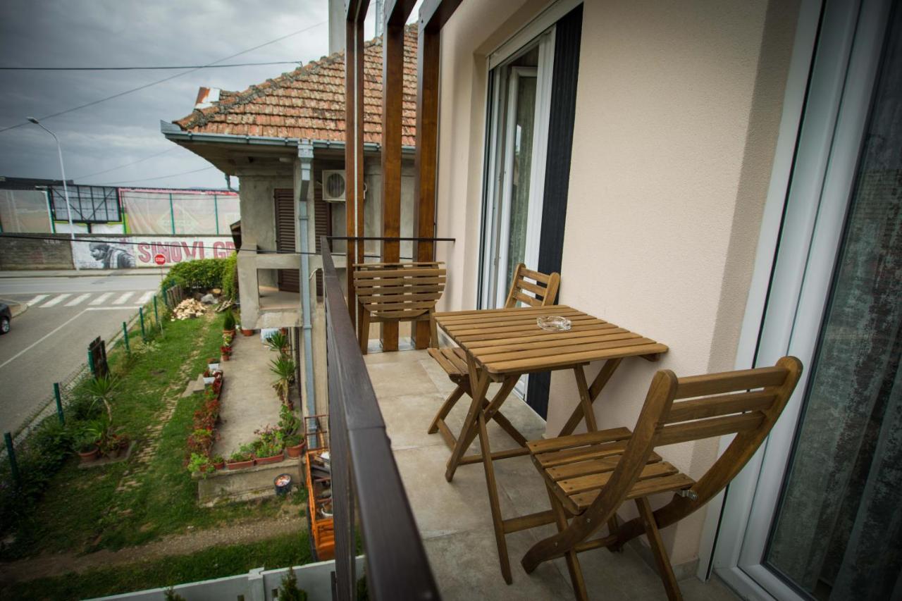Apartmani Mis Šabac Extérieur photo
