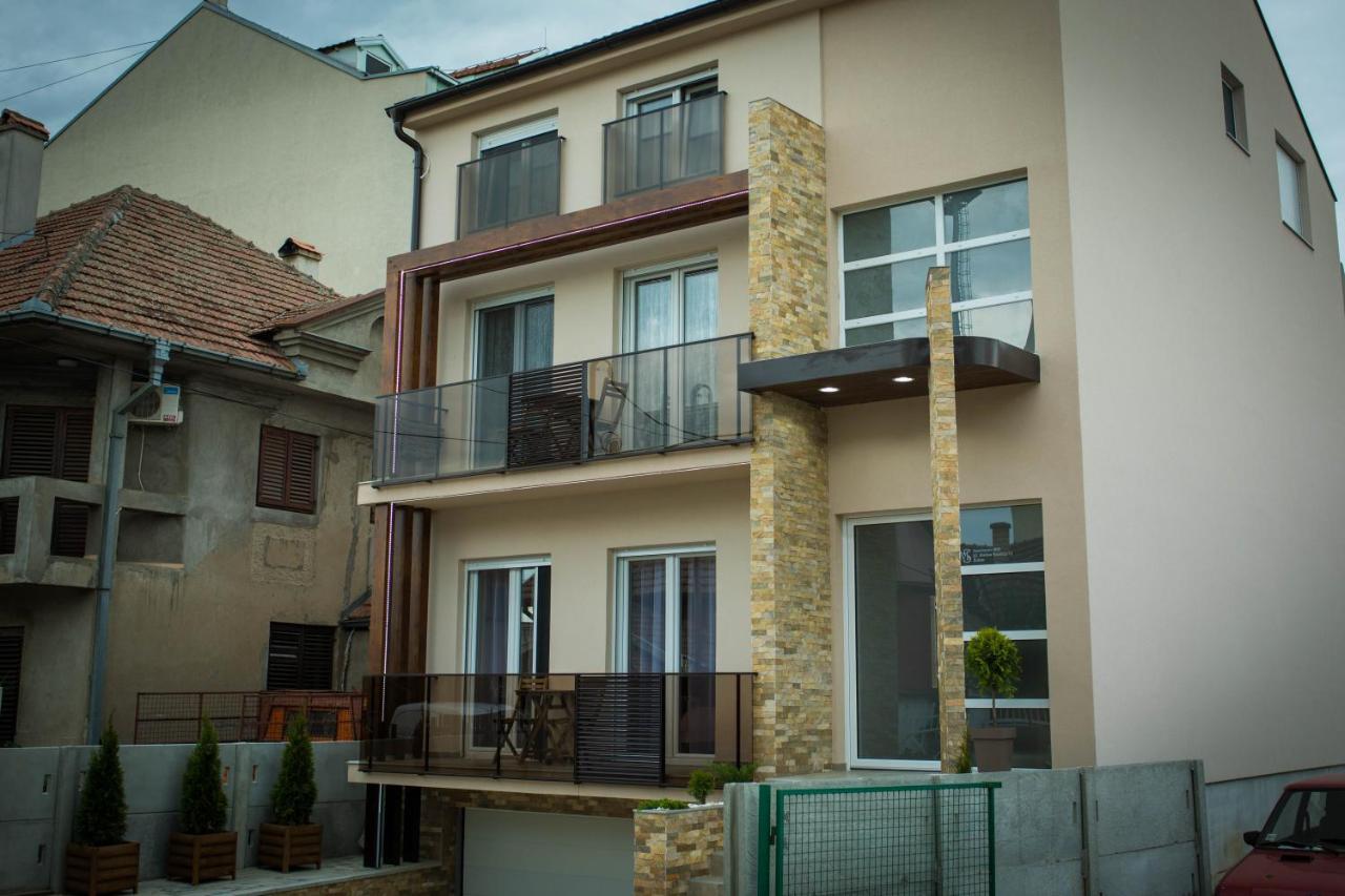 Apartmani Mis Šabac Extérieur photo