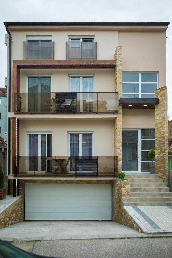 Apartmani Mis Šabac Extérieur photo